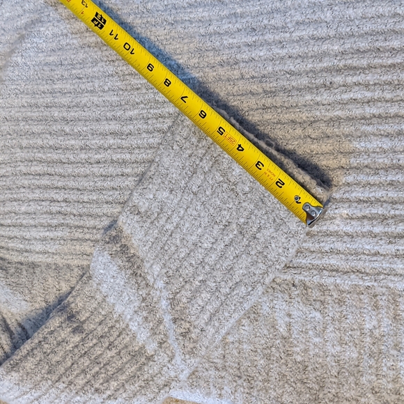 Sparkling Cozy Sweater - Picture 4 of 6